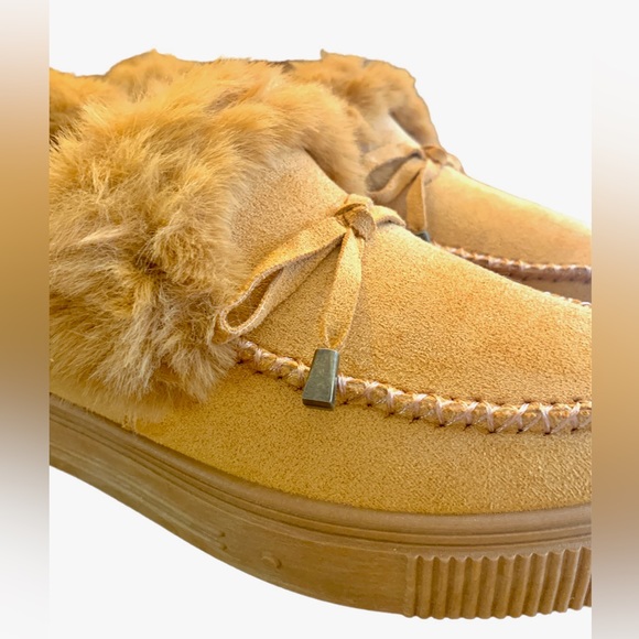 SOLD - Picture 2 of 6